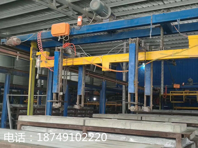 1542684159435653